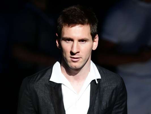 Lionel Messi e a modelo Antonella Roccuzzo vão se casar no dia 30 de junho de 2017