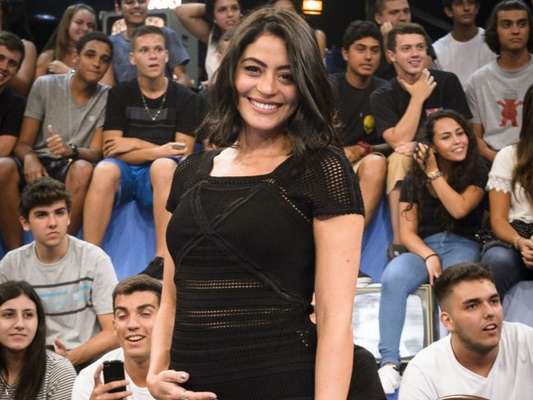 Nina chegou! Primeira filha de Carol Castro com o violonista Felipe Prazeres nasceu na madrugada de sábado, 12 de agosto de 2017