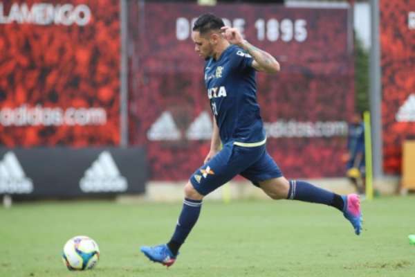 Contra o Vasco, Flamengo terá dois desfalques no sistema defensivo
