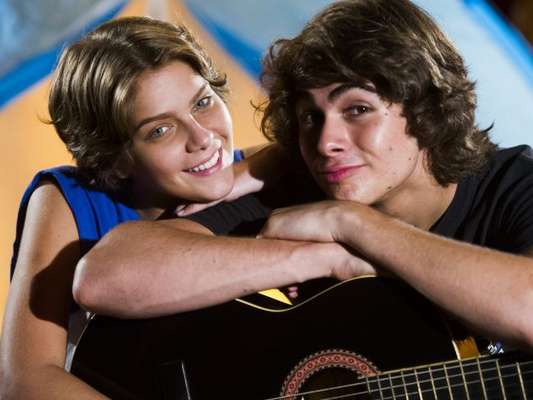 Isabella Santoni e Rafael Vitti foram o casal protagonista de 'Malhação Sonhos', que estreou em 14 de julho de 2017