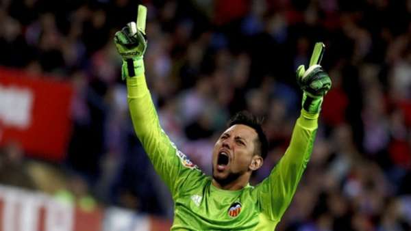 Diego Alves é o novo goleiro do Flamengo