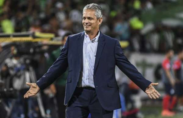 Rejeição aos nomes brasileiros: antes mesmo da confirmação da saída de Zé Ricardo, os torcedores do Flamengo já manifestavam o desejo de contar com Rueda. O colombiano, nas redes sociais, tinha ampla simpatia dos rubro-negros. Iniciava, desta forma, essa relação...