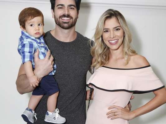 A ex-BBB Adriana Sant'Anna anunciou a gravidez do segundo filho, em seu Instagram, nesta sexta-feira, 11 de agosto de 2017