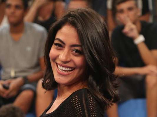 Carol Castro exibiu pela primeira vez o rosto da filha, Nina, nesta segunda-feira, 14 de agosto de 2017: 'Maior alegria'