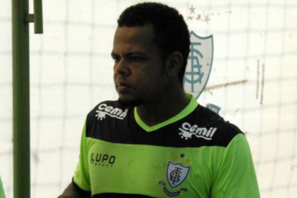 Bill vai encarar o Criciúma