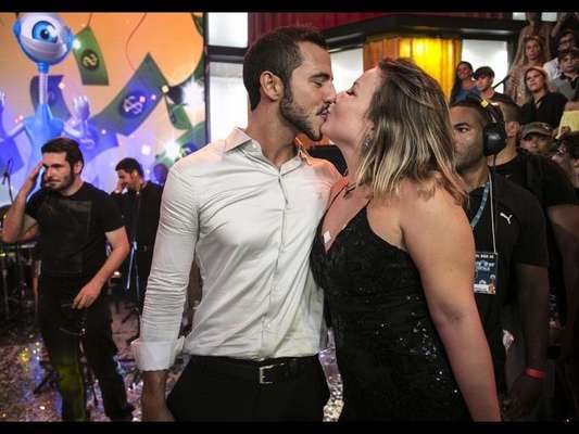Matheus Lisboa namorou a youtuber Maria Claudia durante o "Big Brother Brasil 16"