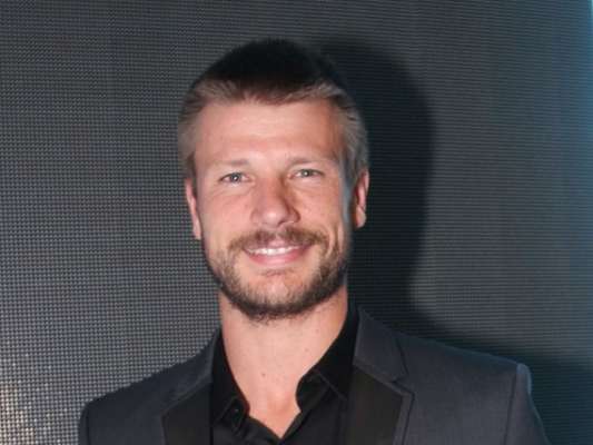 https://p2.trrsf.com/image/fget/cf/fit-in/600/400/images.terra.com/2017/09/04/2239807-rodrigo-hilbert-foi-repreendido-pelo-det-650x488-3.jpg