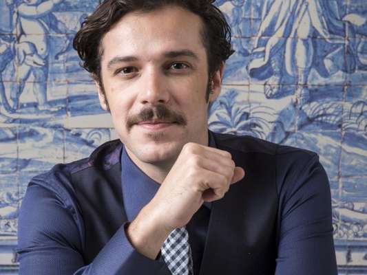 Prestes a estrear como vilão em 'Tempo de Amar', Jayme Matarazzo conta ter recebido o convite de Alcides Nogueira, autor da trama, para atuar na novela