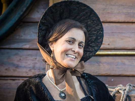 Márcia Cabrita volta à novela 'Novo Mundo' na pele de Narcisa, no capítulo final, previsto para ir ao ar em 25 de setembro de 2017