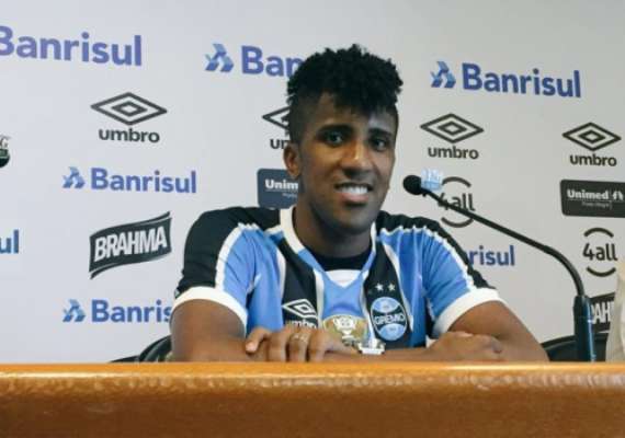 Ex-Botafogo, Cortez diz viver a melhor fase da carreira no Grêmio