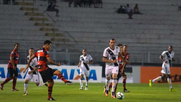 Ponte Preta 1 x 3 Atlético-GO: as imagens no Moisés Lucarelli