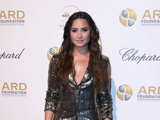 Demi Lovato é nomeada Embaixadora da Global Citizen sobre saúde mental para crianças iraquianas