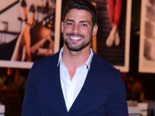 Cauã Reymond contou que não pretende incentivar a filha, Sofia, de 5 anos, a seguir a carreira de atriz
