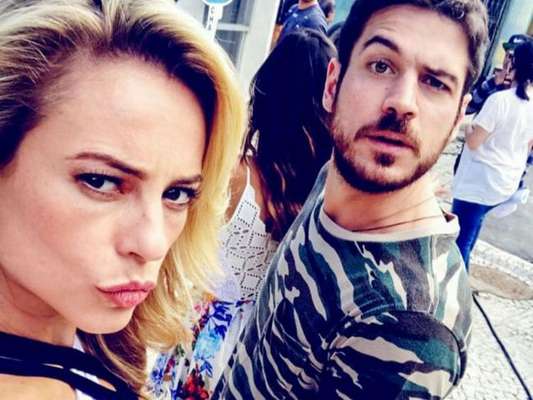 Paolla Oliveira e Marco Pigossi postaram o mesmo vídeo nas respectivas redes sociais