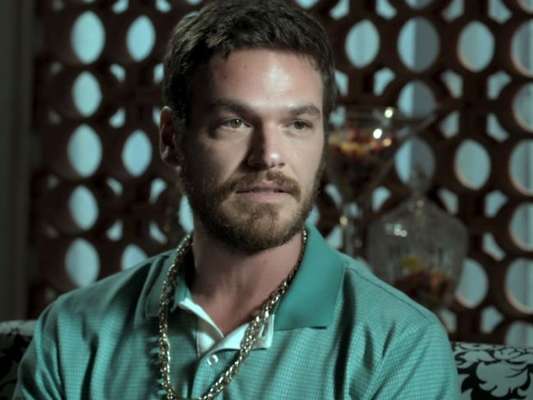Rubinho (Emílio Dantas) garante que vai se vingar de Bibi (Juliana Paes), nos últimos capítulos da novela 'A Força do Querer', que termina em 20 de outubro de 2017