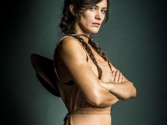 Gael (Sergio Guizé) pede desculpas para Josafá (Lima Duarte) e passa a acreditar que Sophia (Marieta Severo) tem a ver com o sumiço de Clara (Bianca Bin), no capítulo que vai ao ar sábado, dia 18 de novembro de 2017, na novela 'O Outro Lado do Paraíso'
