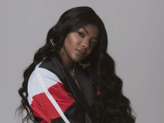 Ludmilla e jogador do Flamengo Lucas Paquetá vivem romance, diz a coluna 'Retratos da Vida', do jornal 'Extra', nesta segunda-feira, 13 de novembro de 2017