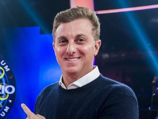 Luciano Huck decidiu que não irá disputar a Presidência da República em 2018, diz o colunista Lauro Jardim, do jornal 'O Globo', neste domingo, 26 de novembro de 2017