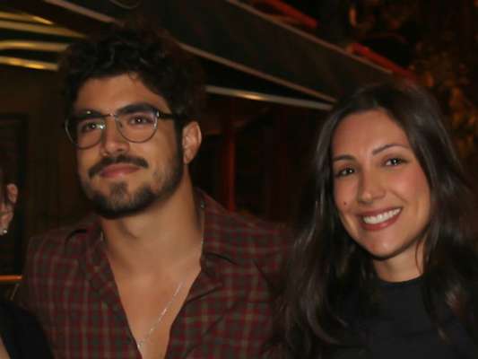 Caio Castro está namorando com a modelo catarinense Mariana d'Ávila