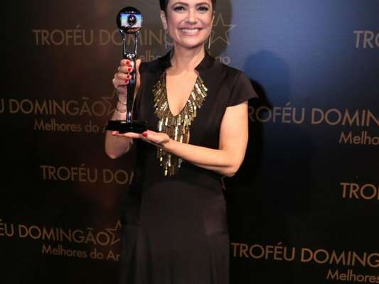 Vencedora do prêmio de melhor jornalista de 2017 no Melhores do Ano, Sandra Annenberg não deseja seguir passos de Fátima Bernardes e Patrícia Poeta