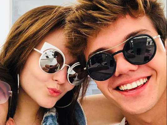 Namorado de Larissa Manoela, Leo Cidade fala sobre relacionamento em entrevista exclusiva ao Purepeople nesta terça-feira, dia 19 de dezembro de 2017