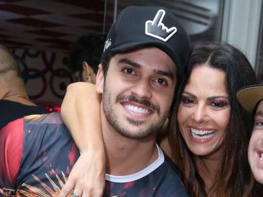Viviane Araujo comentou uma foto do namorado, Kainan Ferraz, no Instagram na última terça-feira, 19 de dezembro de 2017