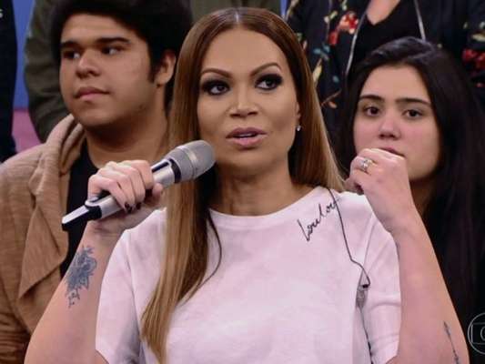 Solange Almeida participou do programa 'Altas Horas' deste sábado, 6 de janeiro de 2018