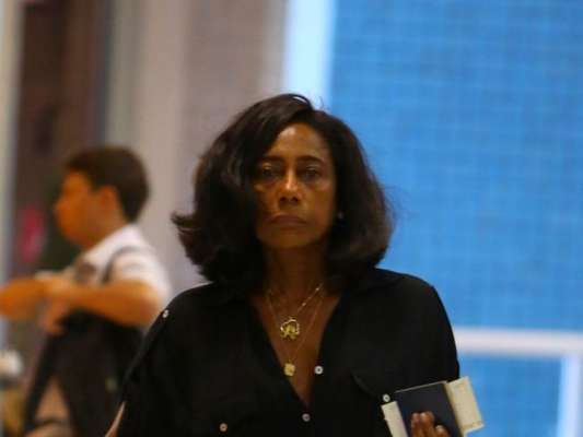 Gloria Maria bateu boca com uma seguidora de seu Instagram