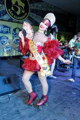 Sabrina Sato é uma das mais ativas neste pré-carnaval. Um dos pontos da folia da apresentadora foi o Glam Gay 2018