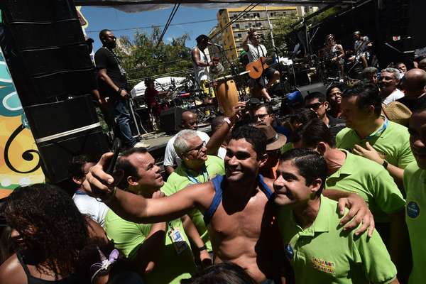 ACM teve "dia de folião" no último domingo (11)