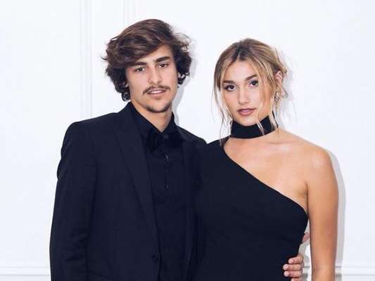 Sasha Meneghel, longe do namorado, Bruno Montaleone, ganha elogio dele em foto nesta sexta-feira, dia 16 de fevereiro de 2018