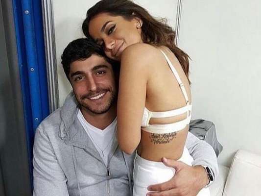 Marido de Anitta, Thiago Magalhães disse que não se incomoda com os looks ousados da cantora