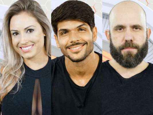 No 'BBB18', Jéssica defende Lucas em briga com Caruso e leva fora: 'Não se mete'