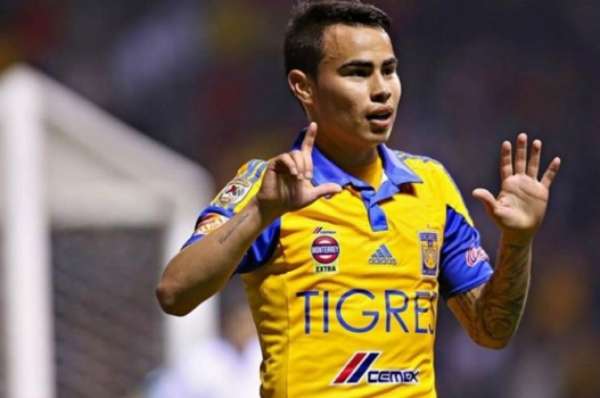 Santos insiste na negociação para ter Lucas Zelarayán em 2018