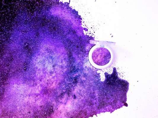 Ultra Violeta é escolhida como a cor de 2018