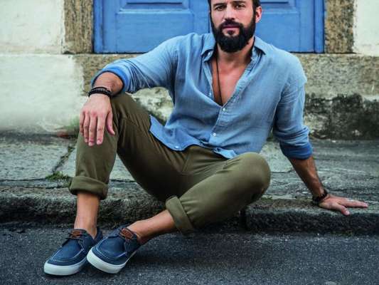 José Fidalgo defendeu atuação de Bruna Marquezine na novela 'Deus Salve o Rei'
