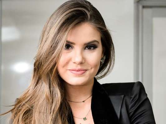 Camila Queiroz descartou preferência por tipos de personagens: 'Acho que é bom passar por todos os horários, por todos os tipos de personagens e todos os autores'