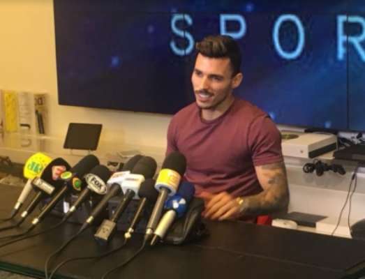 Em pronunciamento no começo de fevereiro, Zeca afirmou que não voltará a vestir a camisa do Santos