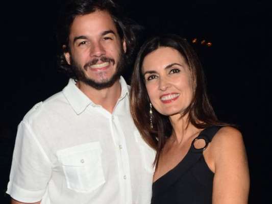 Túlio Gadêlha se declara Fátima Bernardes com poema sobre saudade neste domingo, dia 25 de março de 2018