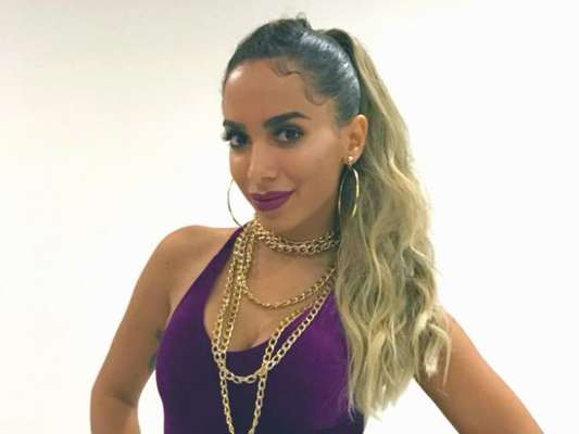 Resultado de imagem para anitta