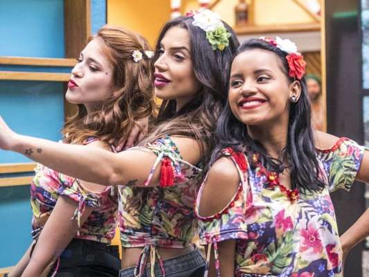 Paula incetivou Ana Clara a desistir da prova de imunidade do 'BBB18' e recebeu corte de Gleici