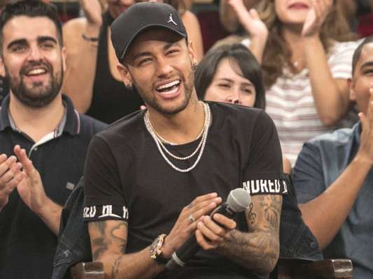 Neymar participou do programa 'Altas Horas' deste sábado, 14 de abril de 2018