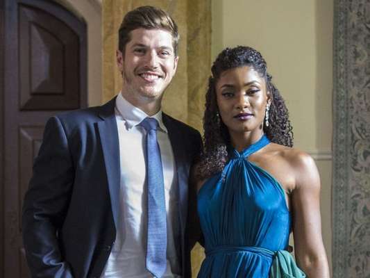 Erika Januza comemora final feliz de Raquel e Bruno em 'O Outro Lado do Paraíso': 'Amor venceu'