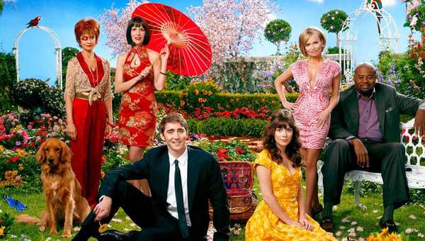 Pushing Daisies | 2007 - 2009Nesta série, acompanhamos um homem que tem uma loja de tortas e o incrível dom de trazer mortos de volta à vida com apenas um toque. Um dia, ele recebe a chance de reviver seu primeiro amor, uma bela jovem que foi assassinada. O problema é que ele não pode tocá-la de novo, ou ela morre – dessa vez para sempre. Juntos, eles, um investigador particular e uma cativante garçonete desvendam mistérios envolvendo outros assassinatos. Produzida pelo canal americano ABC, o show recebeu somente críticas positivas dos grandes jornais, ganhou sete Emmys, mas foi cancelada após somente duas temporadas, sem dar um final digno aos fãs.