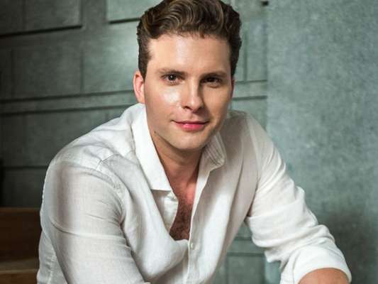 Thiago Fragoso ficará de fora das gravações da reta final da novela 'O Outro Lado do Paraíso'