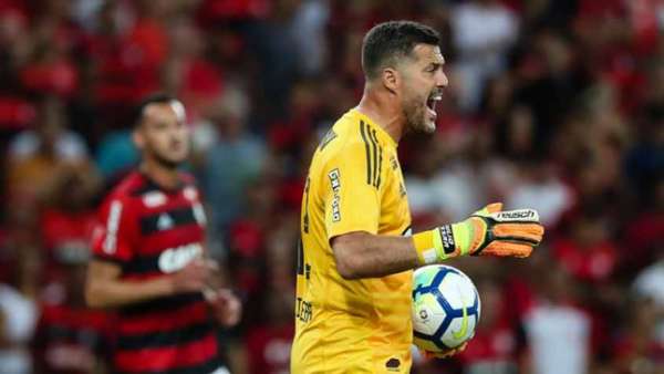 Julio Cesar deu adeus aos gramados com festa da torcida. Veja uma galeria de imagens da vitória sobre o América-MG