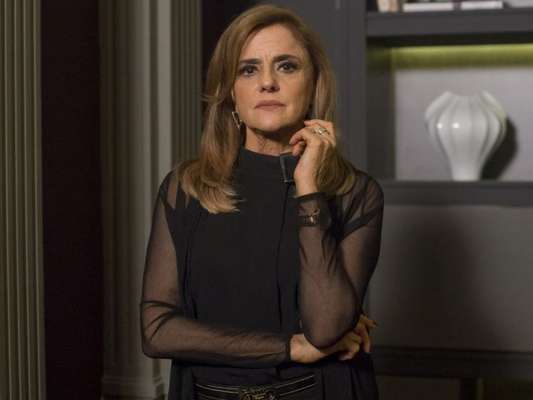 Marieta Severo cogitou abandonar carreira de atriz ao ter que interpretar os maus-tratos de Sophia com Estela (Juliana Caldas), sua filha com nanismo na novela 'O Outro Lado do Paraíso': 'Falei: 'Vou largar a profissão, não quero sofrer ou causar sofrimento'. Foi doloroso, matar foi moleza perto disso'