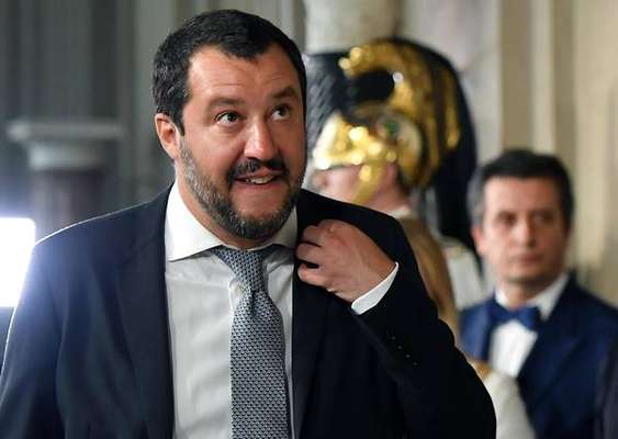 Itália retoma consulta para governo, mas impasse permanece