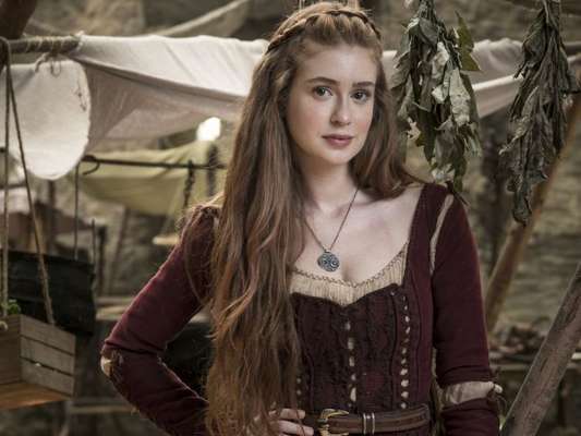 Marina Ruy Barbosa contou as dificuldades de trabalhar como atriz em uma série de vídeos no Stories, nesta terça-feira, 15 de maio de 2018
