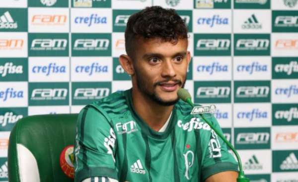 Gustavo Scarpa fez oito jogos e dois gols pelo Palmeiras